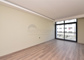 Трехкомнатная квартира в комплексе класса люкс