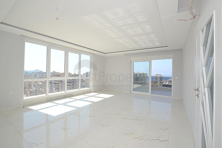 Просторный пентхаус в районе Махмутлар 