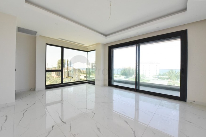 Виллы премиального сегмента на первой береговой линии в Каргыджаке