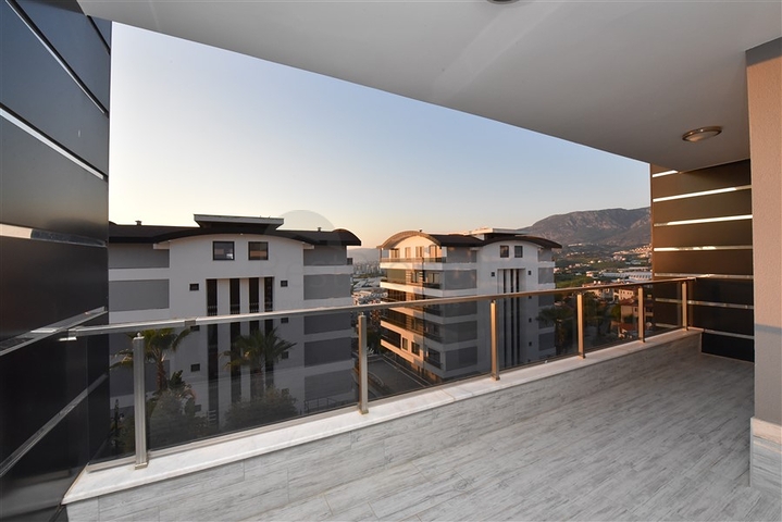 На аренду представлена квартира 1+1 в комплексе района Каргыджак