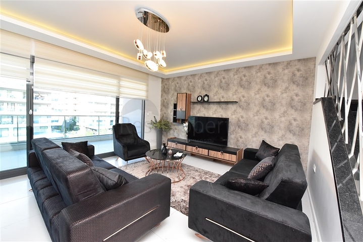 Двухэтажная квартира в одном из лучших комплексов района Каргыджак