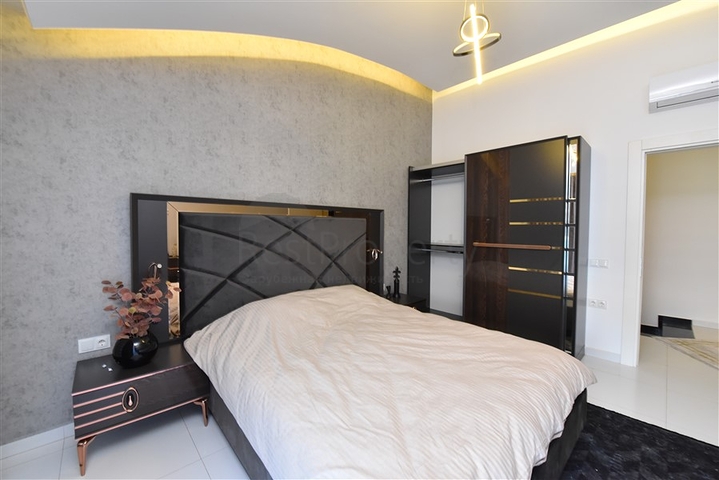 Двухэтажная квартира в одном из лучших комплексов района Каргыджак