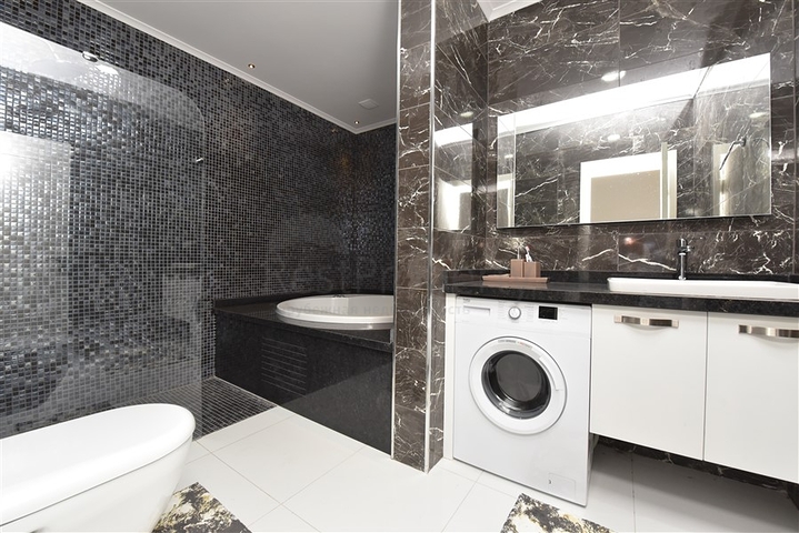 Двухэтажная квартира в одном из лучших комплексов района Каргыджак