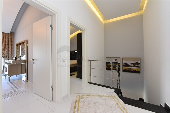 Двухэтажная квартира в одном из лучших комплексов района Каргыджак