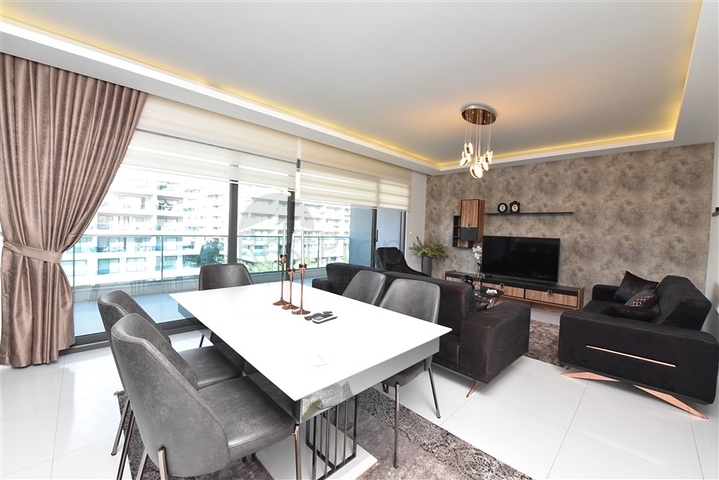 Двухэтажная квартира в одном из лучших комплексов района Каргыджак