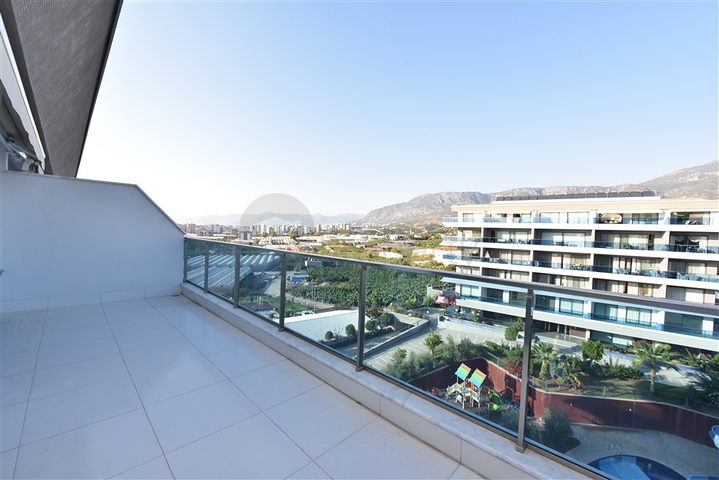 Двухэтажная квартира в одном из лучших комплексов района Каргыджак