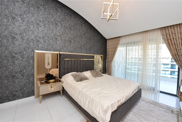 Двухэтажная квартира в одном из лучших комплексов района Каргыджак