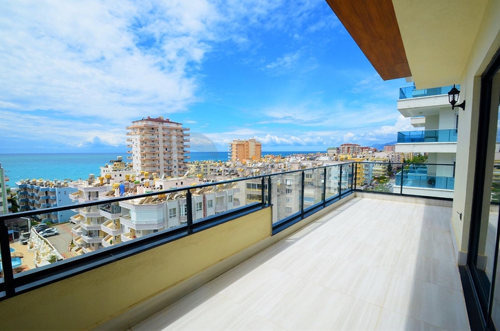 Пентхаус 3+1 в Махмутларе на аренду