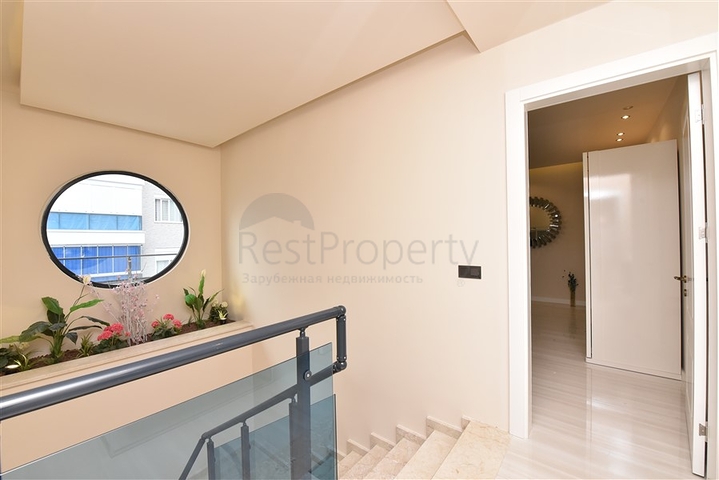 Пентхаус 3+1 в Махмутларе на аренду