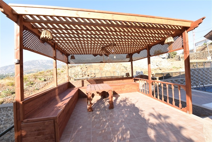 Шикарная двухэтажная вилла в районе Каргыджак под гражданство