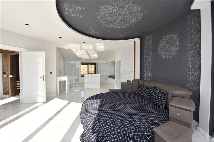 Шикарная двухэтажная вилла в районе Каргыджак под гражданство