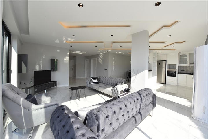 Шикарная двухэтажная вилла в районе Каргыджак под гражданство