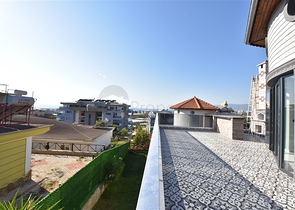 Шикарная двухэтажная вилла в районе Каргыджак под гражданство