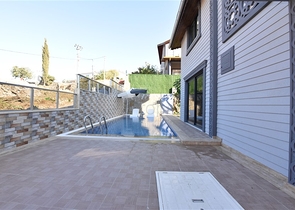 Шикарная двухэтажная вилла в районе Каргыджак под гражданство