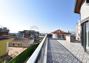 Шикарная двухэтажная вилла в районе Каргыджак под гражданство