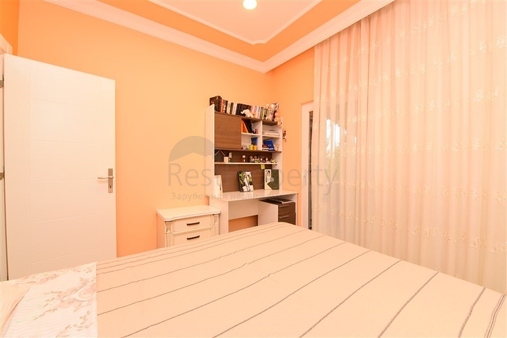 Вилла с мебелью в европейском районе Оба