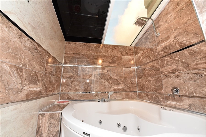 Вилла с мебелью в европейском районе Оба