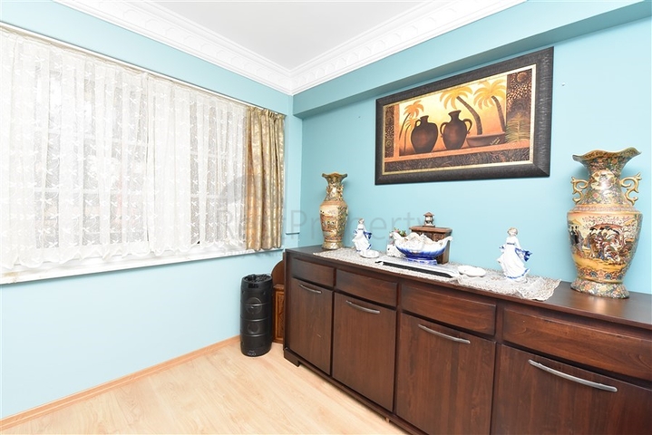 Вилла с мебелью в европейском районе Оба