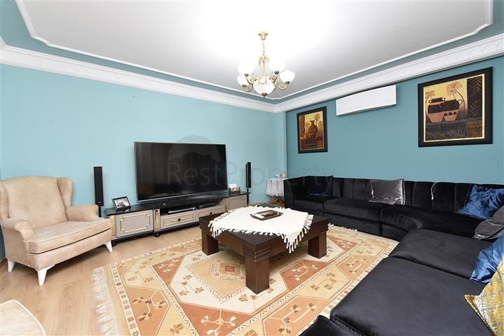 Вилла с мебелью в европейском районе Оба