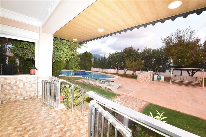 Вилла с мебелью в европейском районе Оба