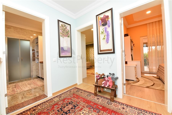 Вилла с мебелью в европейском районе Оба