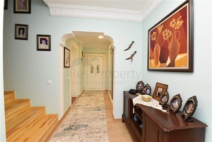 Вилла с мебелью в европейском районе Оба