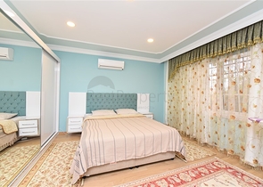 Вилла с мебелью в европейском районе Оба