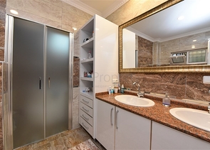 Вилла с мебелью в европейском районе Оба