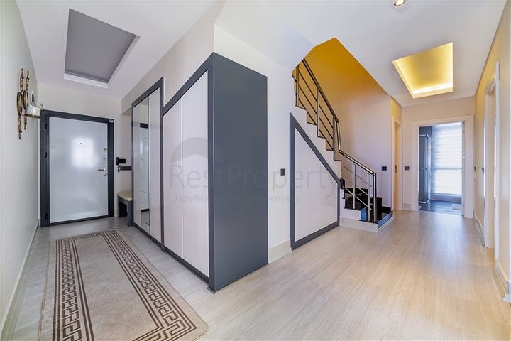 Просторный пентхаус 3+1 в качественном комплексе