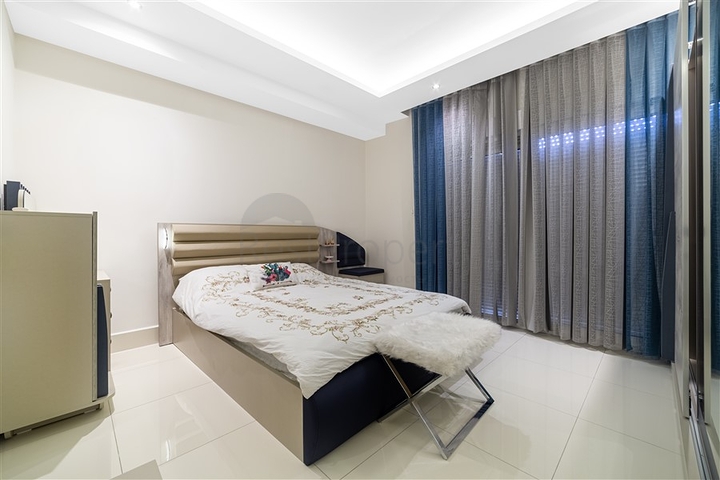 Просторный пентхаус 3+1 в качественном комплексе