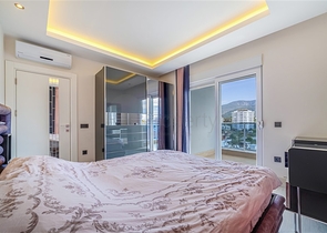 Просторный пентхаус 3+1 в качественном комплексе