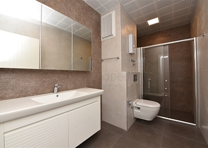 Четырехкомнатный пентхаус с панорамным видом на море в районе Махмутлар