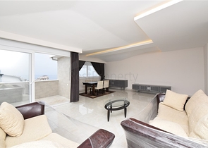 Четырехкомнатный пентхаус с панорамным видом на море в районе Махмутлар