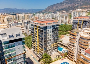 Четырехкомнатный пентхаус с панорамным видом на море в районе Махмутлар