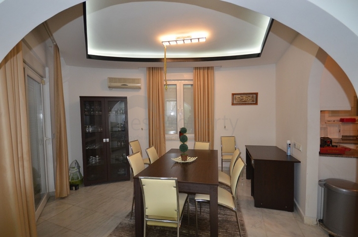 Продается вилла 3+1 в районе Каргыджак