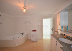 Продается вилла 3+1 в районе Каргыджак