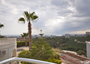 Продается вилла 3+1 в районе Каргыджак