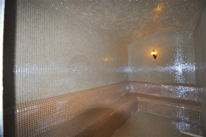 Меблированная квартира 1+1 на первой линии в Кестеле