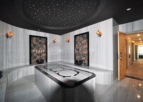 Меблированная квартира 1+1 на первой линии в Кестеле