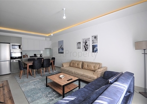 Меблированная квартира 1+1 на первой линии в Кестеле