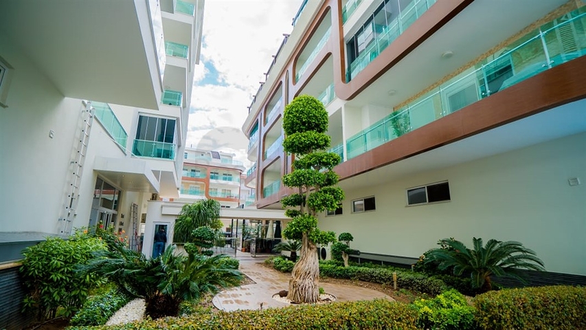 Трехкомнатная квартира в районе пляжа Клеопатры 