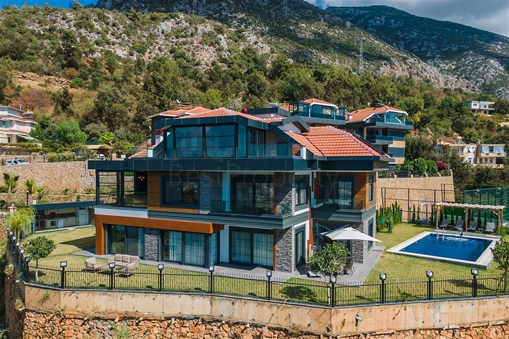 Вилла 5+1 с возможностью получения турецкого гражданства 