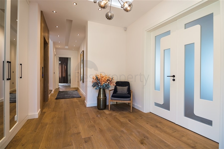 Вилла 5+1 с возможностью получения турецкого гражданства 