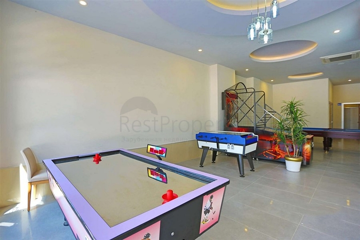 Пентхаус для большой семьи с шикарным видом на море и горы