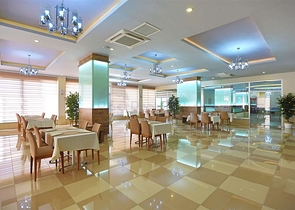 Пентхаус для большой семьи с шикарным видом на море и горы