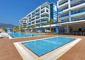 Пентхаус для большой семьи с шикарным видом на море и горы