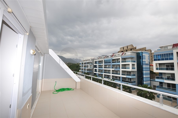 Двухэтажная квартира 2+1 в комплексе с богатой инфраструктурой