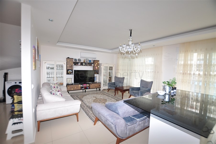 Двухэтажная квартира 2+1 в комплексе с богатой инфраструктурой