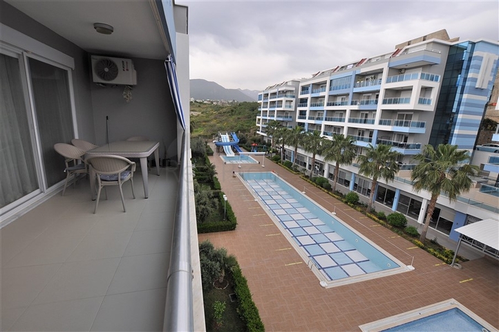 Двухэтажная квартира 2+1 в комплексе с богатой инфраструктурой