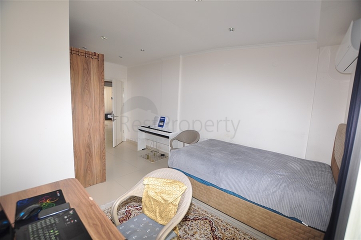 Двухэтажная квартира 2+1 в комплексе с богатой инфраструктурой